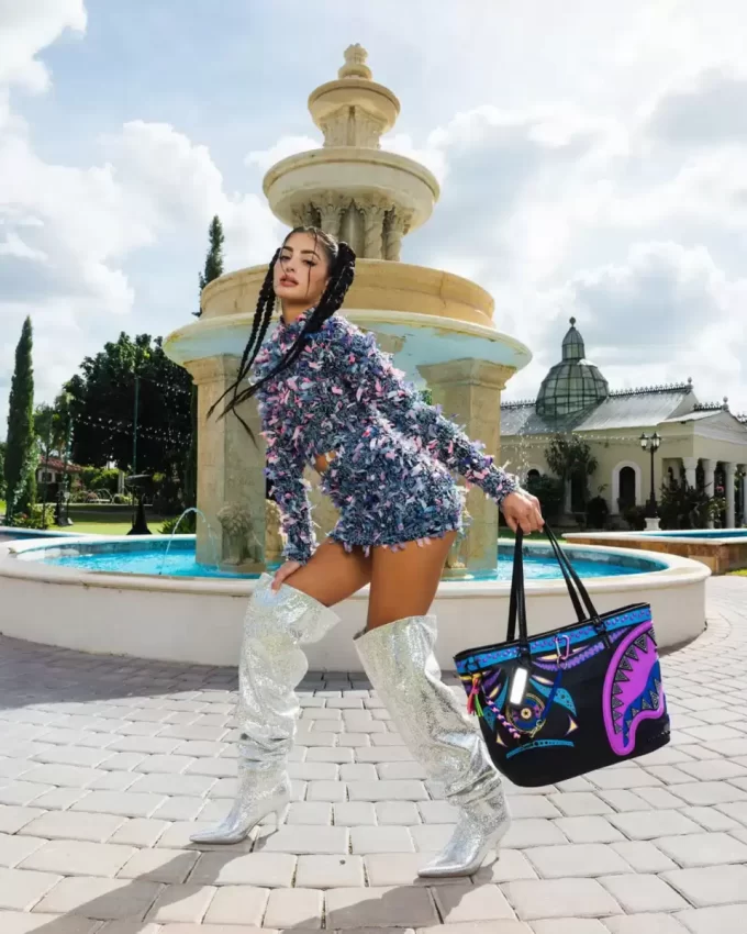 A.I. 12 – BORSA COLLABORAZIONE SANDFLOWER BROOKLYN & BEYOND