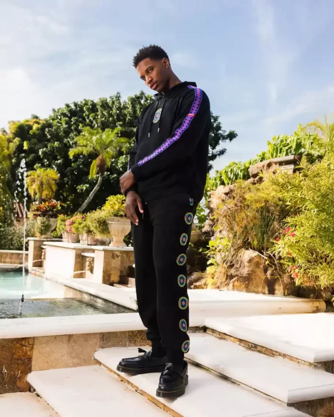 A.I. 12 BROOKLYN & BEYOND – FELPA CON CAPPUCCIO COLLAB SANDFLOWER