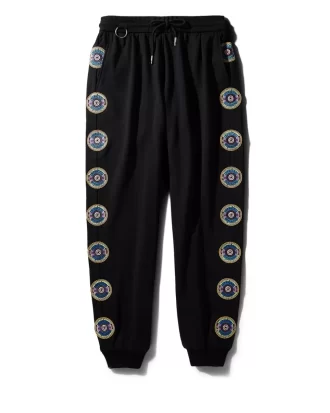 A.I. 12 BROOKLYN & BEYOND – PANTALONI DA JOGGER IN COLLABORAZIONE CON SANDFLOWER