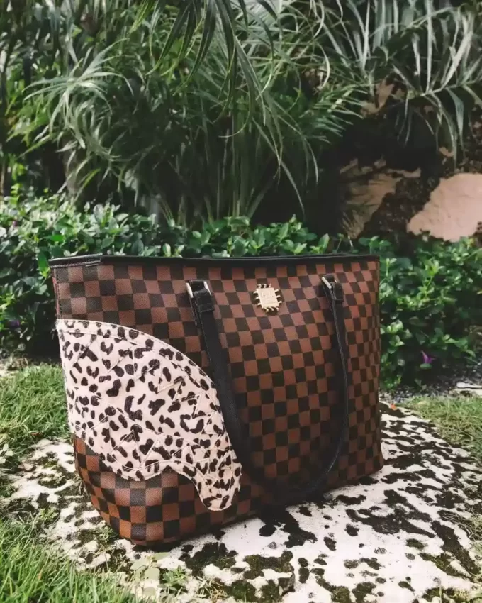 A.i.3 LA BORSA LEGACY A.i.3 LA BORSA LEGACY