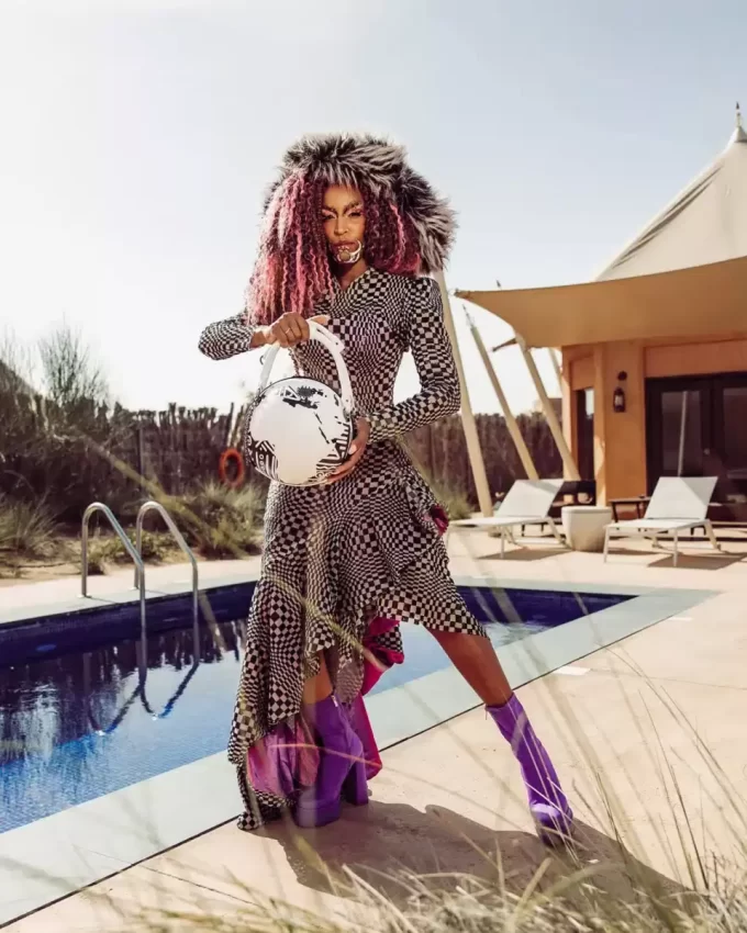 A.I.8 AFRICAN INTELLIGENCE – BORSA GLOBE STORIA DELLE ORIGINI