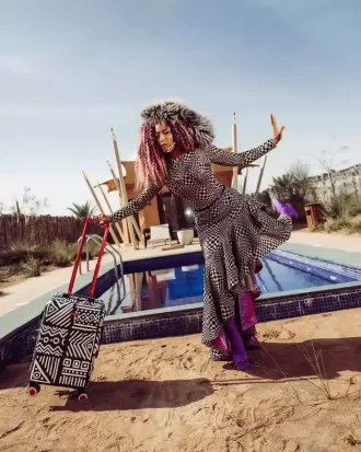 A.I.8 AFRICAN INTELLIGENCE – ORIGIN STORY SHARKNAUTICS BAGAGLIO A MANO RIGIDO