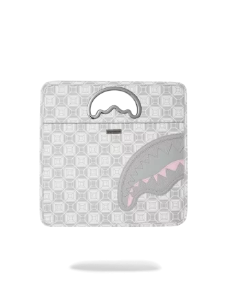 A.I.8 INTELLIGENCE AFRICANA PRENOTATA E BORSA DA VIAGGIO PER CITTÀ AFFOLLATA