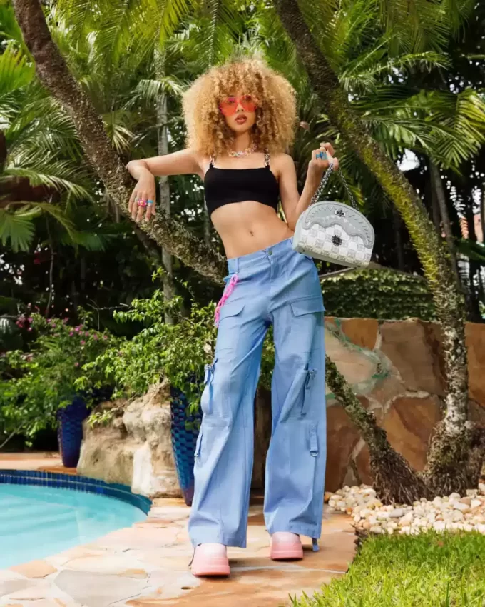 A.I.8 INTELLIGENCE AFRICANA PRENOTATA E OCCUPATA BORSA SHARK A.I.8 INTELLIGENCE AFRICANA PRENOTATA E OCCUPATA BORSA SHARK