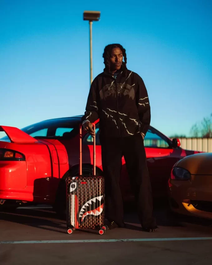 BAGAGLIO A MANO RIGIDO SHARKS IN PARIS GT