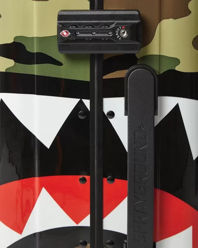 BAGAGLIO A MANO SHARKNAUTICS (CAMO) DA 21,5″