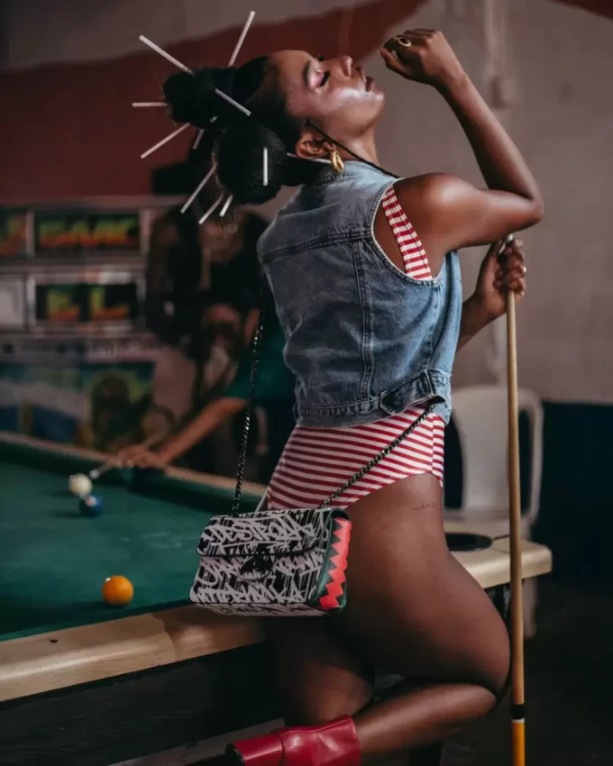 BORSA A MANO SHARKCHAIN  NIGHT NIGHT