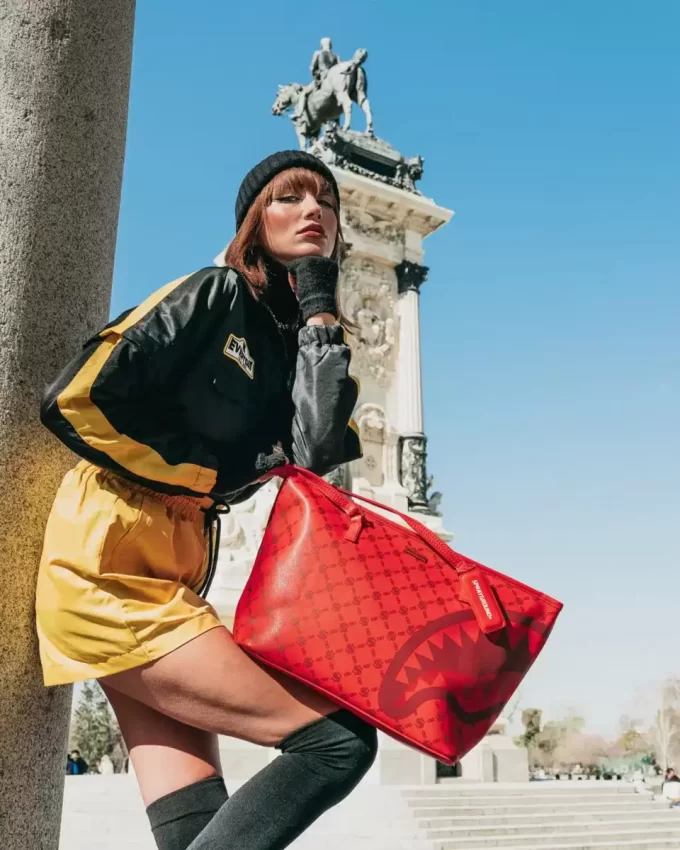 BORSA A MATTONI CON MOTIVO A DENARO