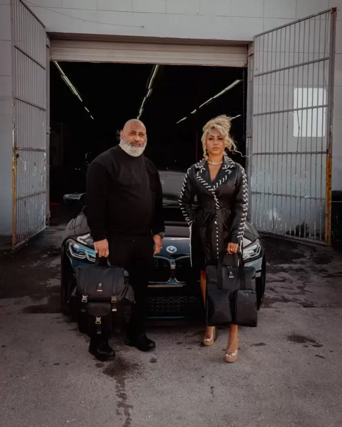 BORSA A MESSAGGIO JAMES FIRST CLASS TYCOON TRAVELER CROSSOVER BORSA A MESSAGGIO JAMES FIRST CLASS TYCOON TRAVELER CROSSOVER