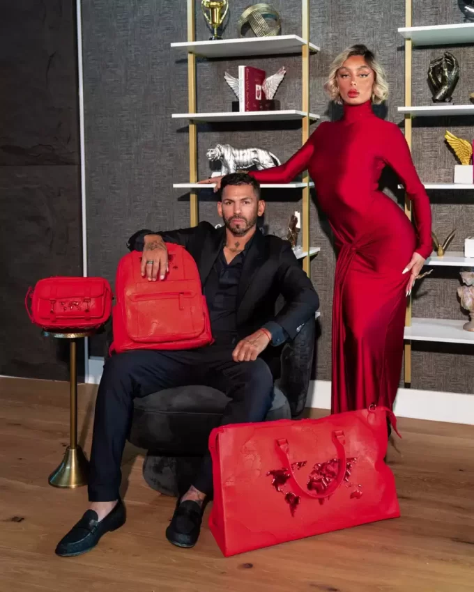 BORSA A TRACOLLA JAMES FIRST CLASS ROSSO RUBINO