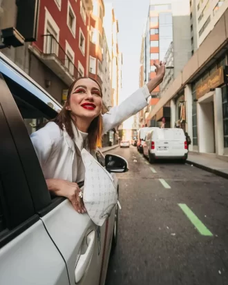 BORSA A TRACOLLA SAVVY CON MOTIVO A DENARO IN POLVERE