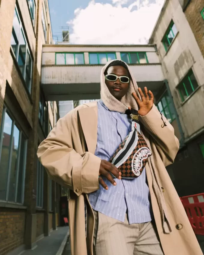 BORSA A TRACOLLA SHARK LEGACY SAVVY