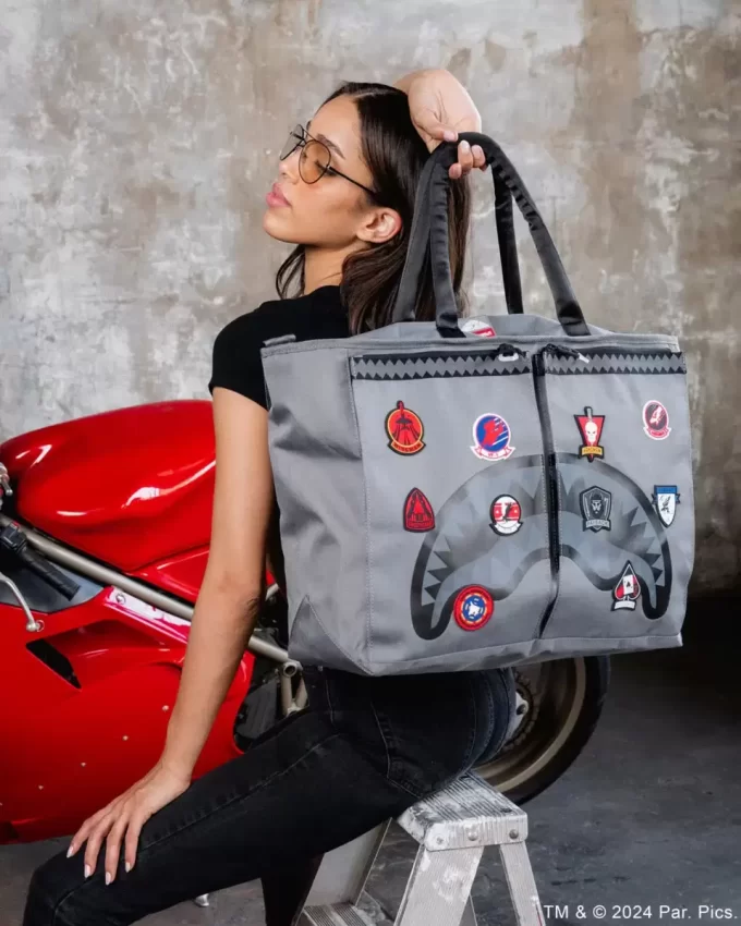 BORSA DA PILOTA UFFICIALE IN COLLABORAZIONE CON L’EQUIPAGGIO DI VOLO DI TOP GUN