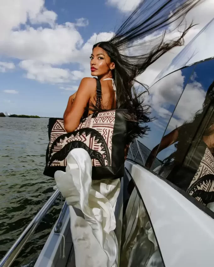 BORSA DA SPIAGGIA DI LUSSO A.I. PALM MIRAGE SHARK