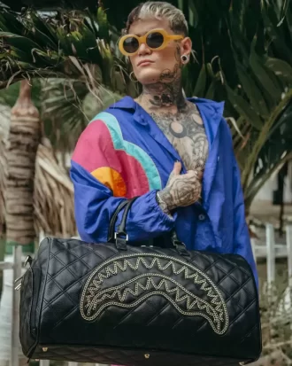 BORSA DA VIAGGIO CON SQUALO E CATENA DORATA NOIR QUILT