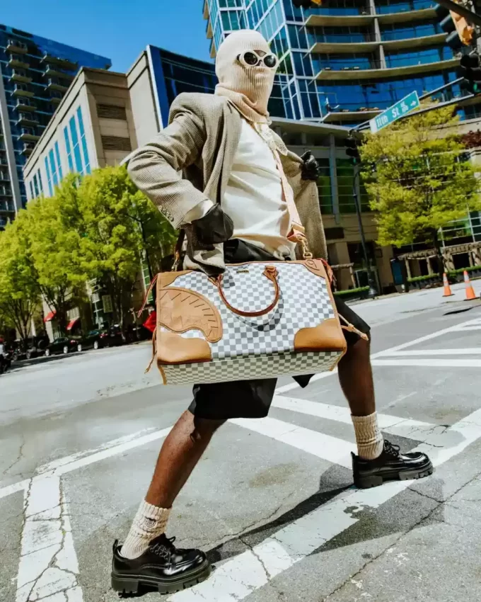 BORSA DA VIAGGIO HENNY LATTE PIRAMIDALE