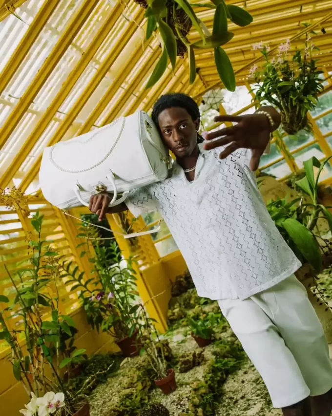 BORSA DA VIAGGIO LA VITA SEGRETA DELLE PERLE BORSA DA VIAGGIO LA VITA SEGRETA DELLE PERLE