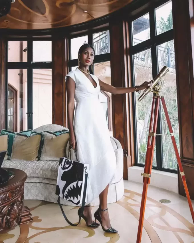 BORSA LOFT V.V.I.P. BORSA LOFT V.V.I.P.