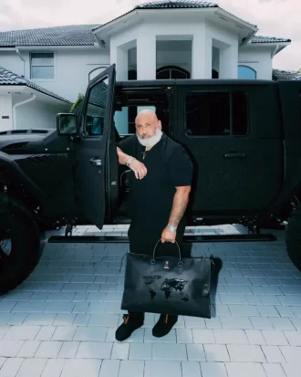 BORSA PIRAMIDALE PER DECOLLO GLOBALE DI PRIMA CLASSE JAMES