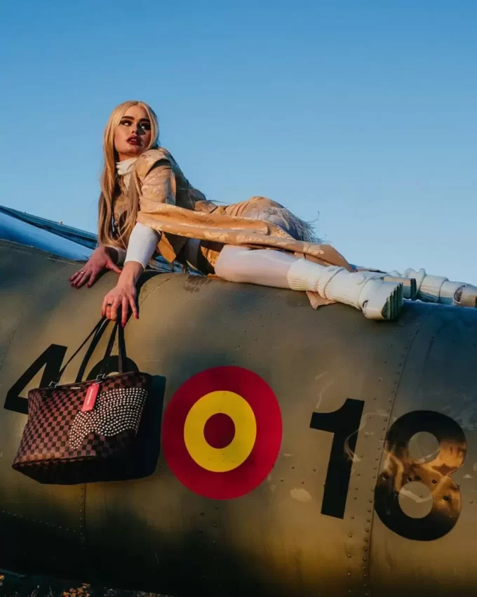 BORSA POLARIS SHARKS IN PARIS