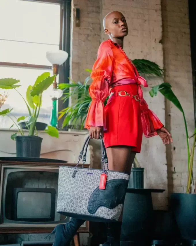 BORSA SG TUTTO IL GIORNO