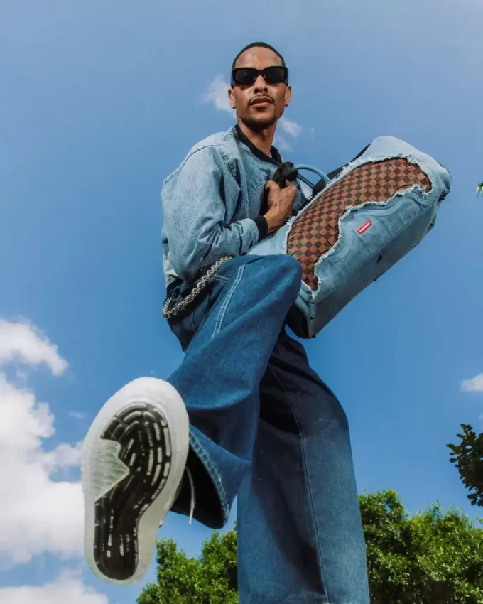 BORSA SHORES OF ITALY