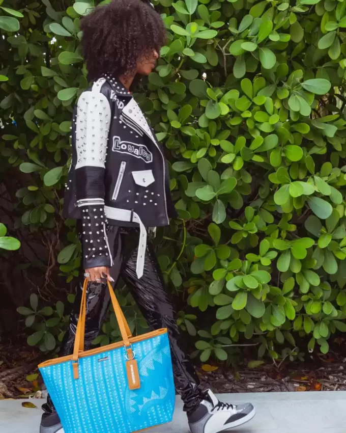 BORSA TURCHESE ILLUCHAINS