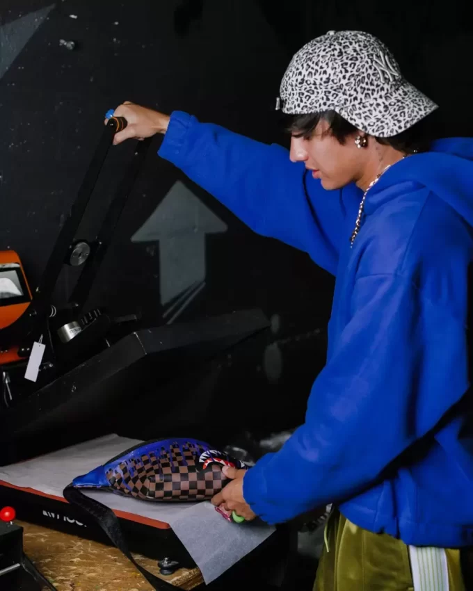 CAMPIONE DELLA BORSA A TRACOLLA GALAXY SAVVY