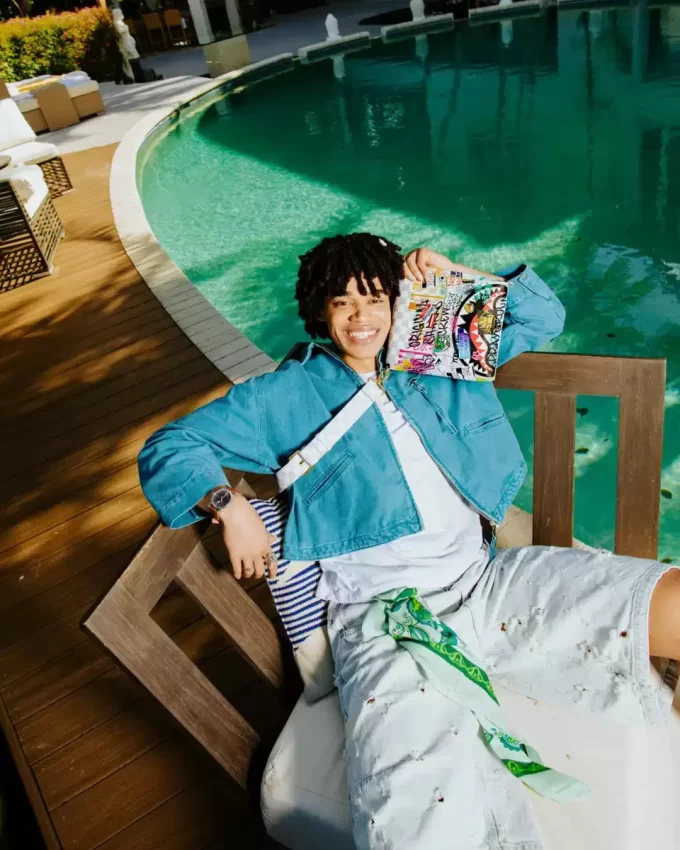 CREA UN ALTRO DAY MESSENGER SLING