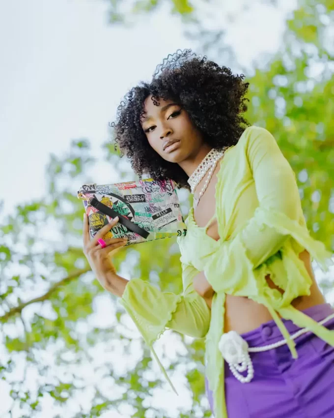 CREA UN ALTRO GIORNO POCHETTE INCROCIATA CON TRACOLLA