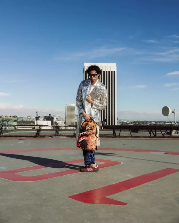 DIABLO HA UNA GRANDE GIORNATA, UOMO