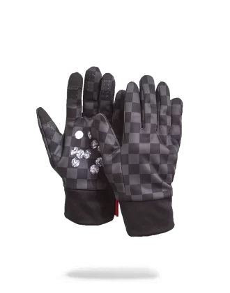 DIAMANTI NEI GUANTI DI PALMO