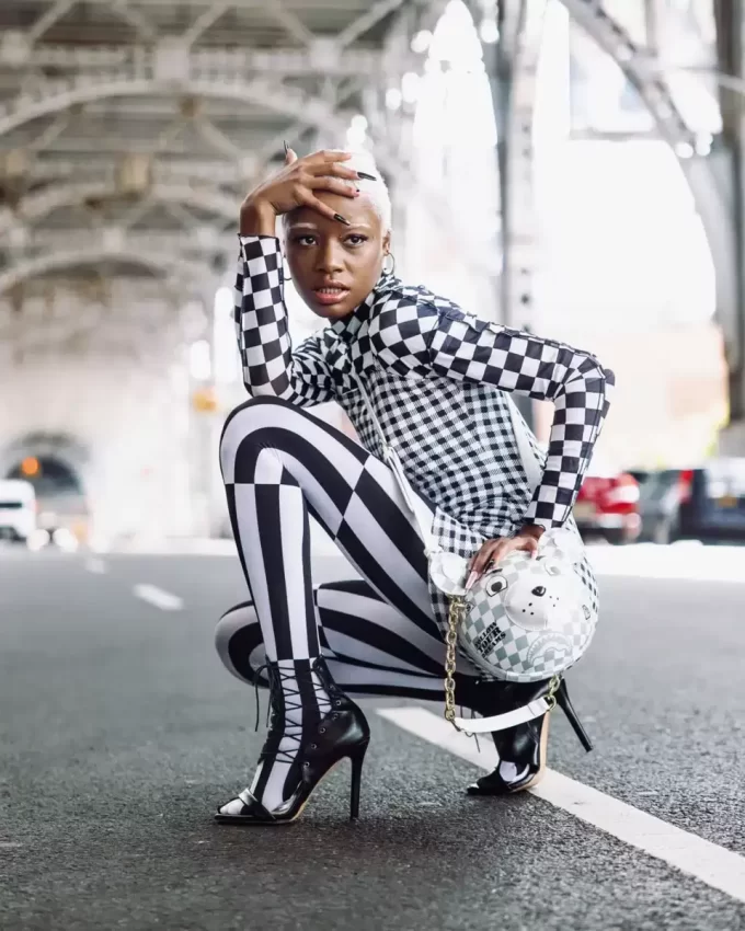 FIONDA CON PALLA D’ORSO DI ALTA QUALITÀ