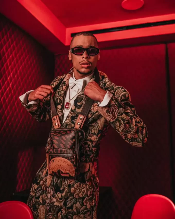 FIONDA TRIPPY HENNY FIONDA TRIPPY HENNY