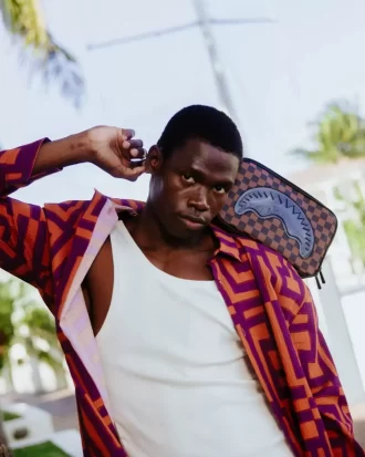 GLI SQUALI A PARIGI SI DIRIGONO AL DECOLLO DELLA NAUTICA