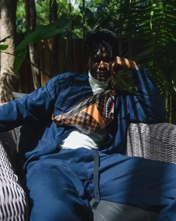 HENNY AIR TO THE THRONE SAVVY CROSSBODY