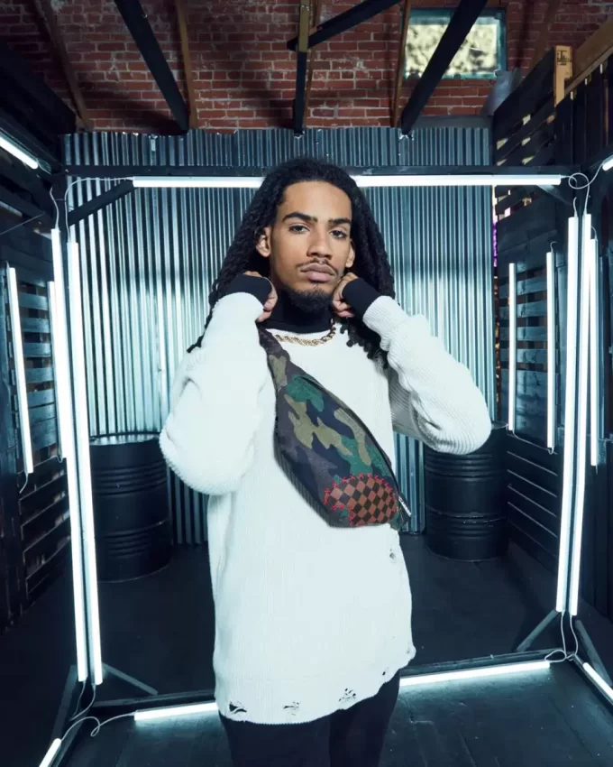 LA BORSA A TRACOLLA PARADOXX SHARK SAVVY