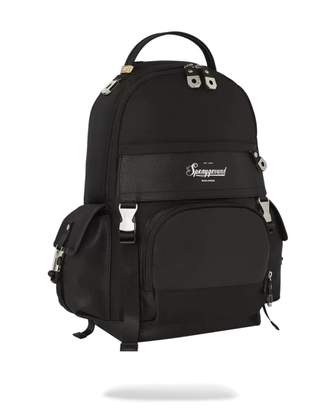 LO ZAINO DEL TAPPETO ROSSO