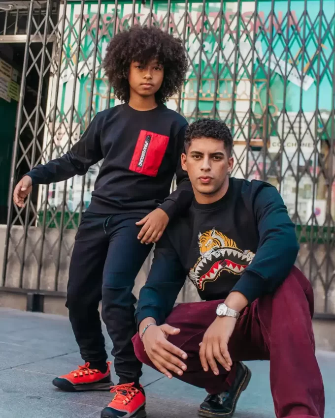 MAGLIA NERA TIGER GIOVANE