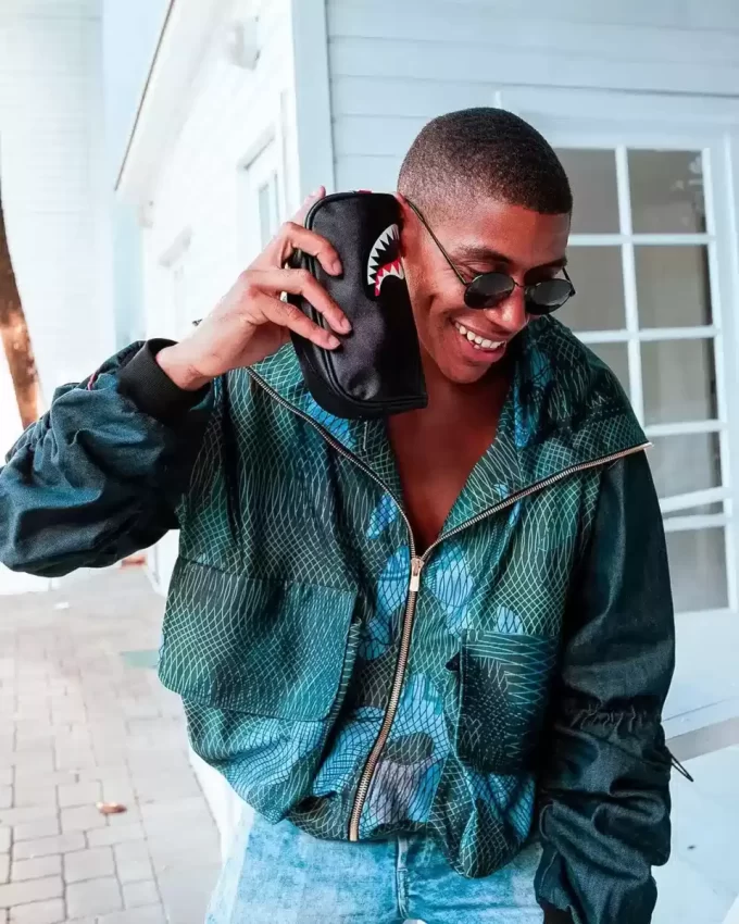 MARSUPIO BOCCA DI SQUALO NERO