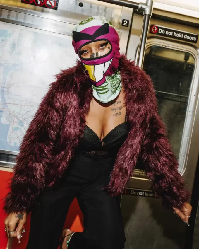 MASCHERA DA PASSEGGIO MONEY BOY (VIOLA)