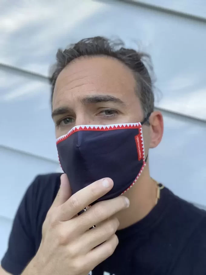 MASCHERA FACCIALE ADATTABILE VERTICAL SHARK (NERA) PER ADULTI