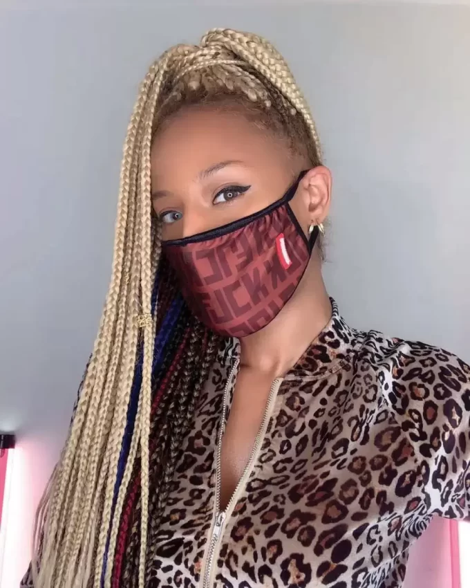 MASCHERA OFFESA (VESTIBILITÀ CLASSICA)