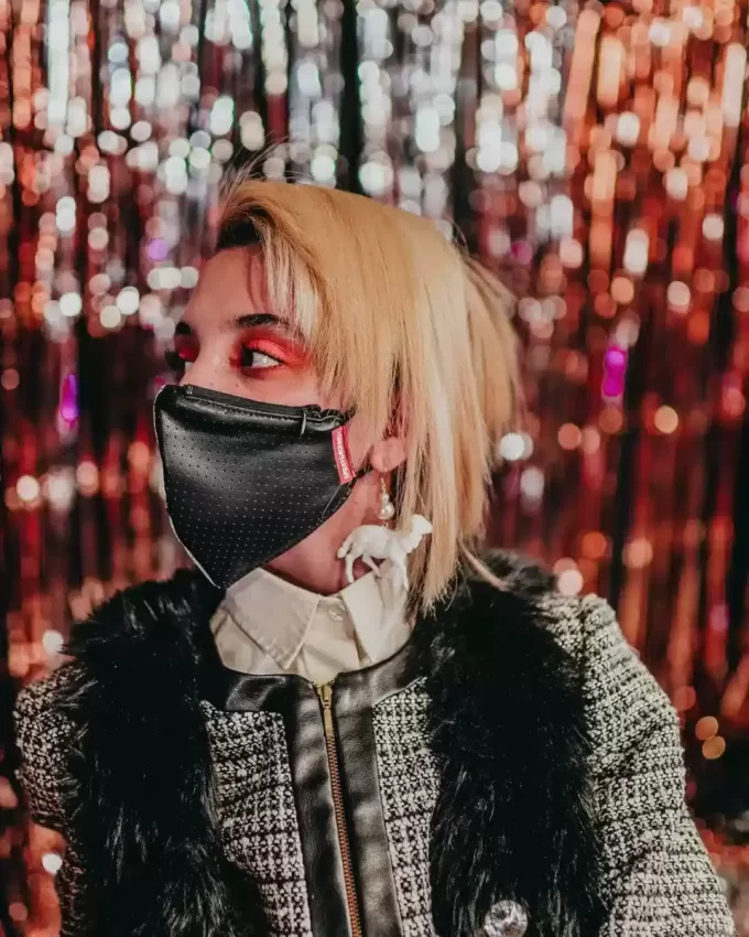 MASCHERA VISO IN PELLE VEGANA DAMAGE CONTROL STASH POCKET