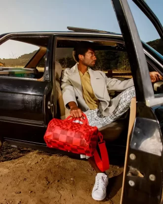 MINI BORSONE XTC SHARKS NEL PAESE DELLE MERAVIGLIE