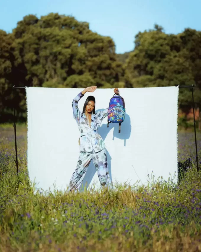 MINI ZAINO MIDNIGHT GRAFFITI ARTISTS