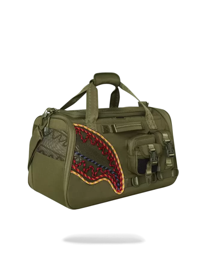 NON SI FERMERÀ FINCHÉ NON AVRÀ IL MIGLIOR TRASPORTINO PER ANIMALI