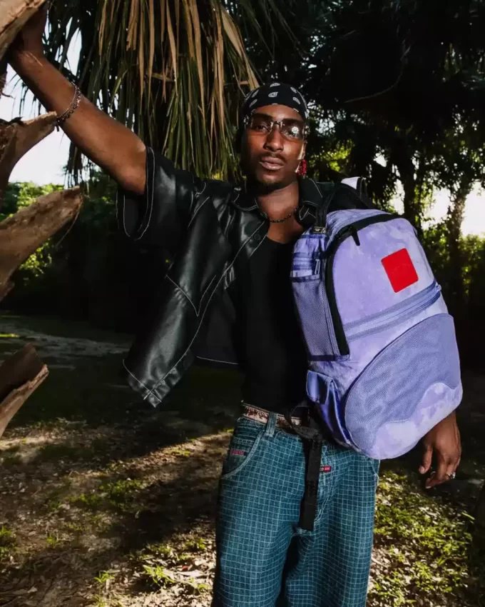 NOOO!!! UNO ZAINO REVERSIBILE – DA VELOUR VIOLA A ZAINO ORIGINALE SHARKS IN PARIS NOOO!!! UNO ZAINO REVERSIBILE – DA VELOUR VIOLA A ZAINO ORIGINALE SHARKS IN PARIS