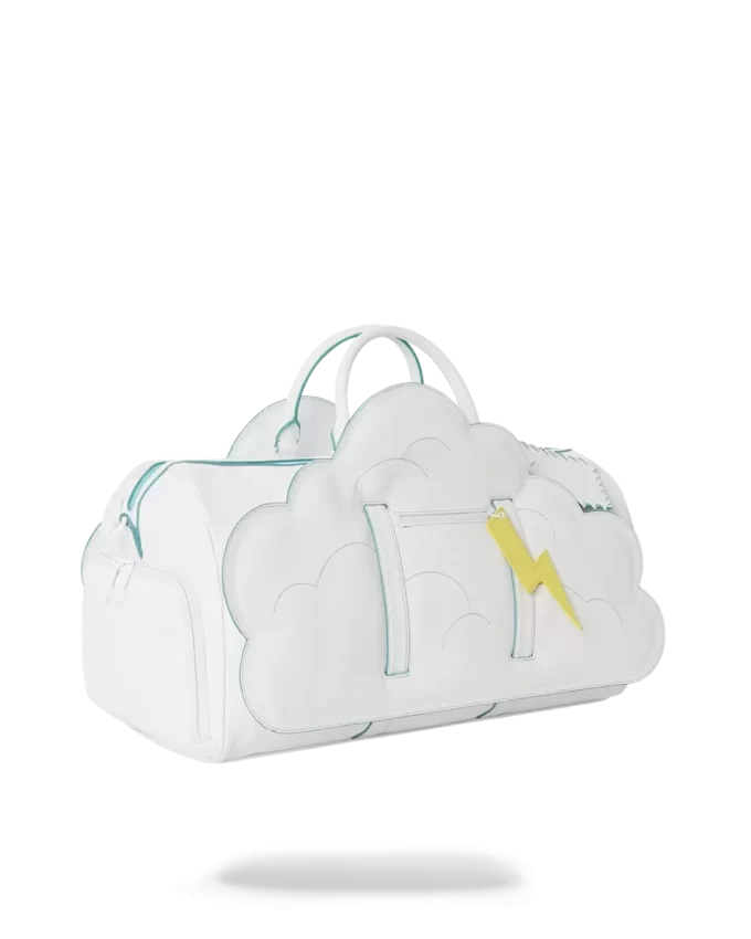 NUVOLOSO CON POSSIBILITÀ DI SQUALO DUFFLE