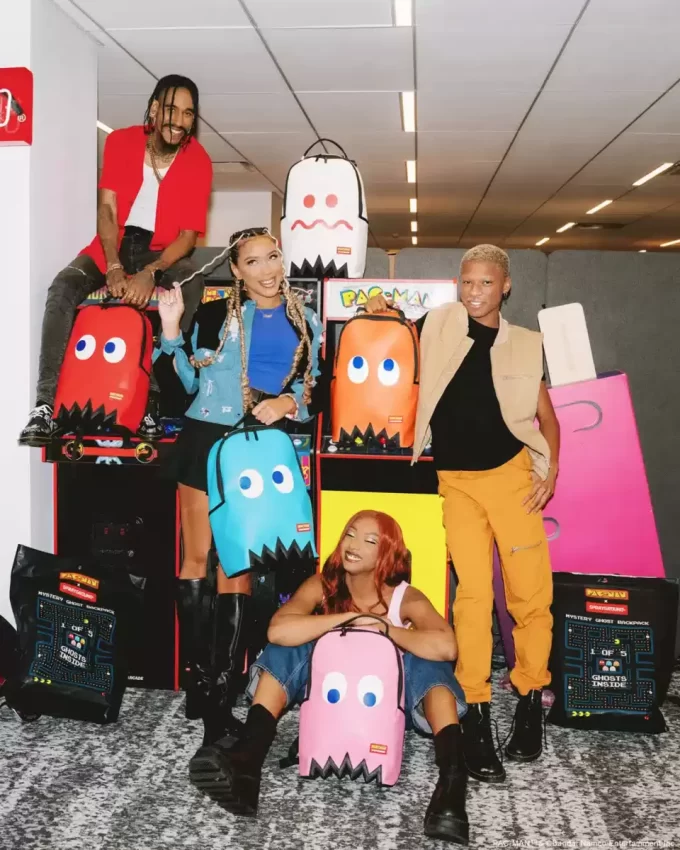 PACCHETTO MISTERIOSO PACMAN GHOST GANG (COLLEZIONA TUTTI E 5)